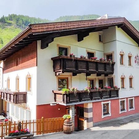 Fruehstueckspension Knappaschneider Prägraten エクステリア 写真