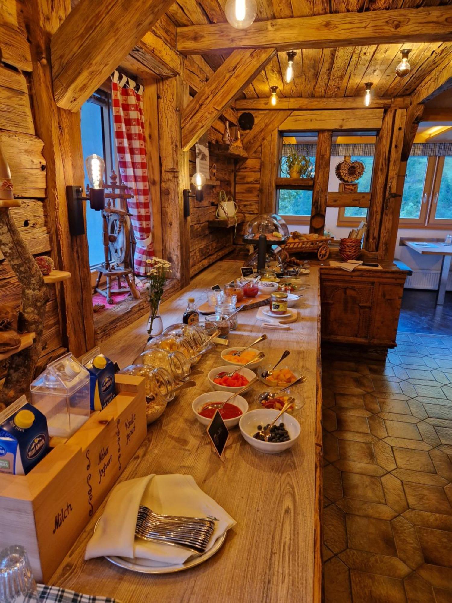 Fruehstueckspension Knappaschneider Prägraten エクステリア 写真